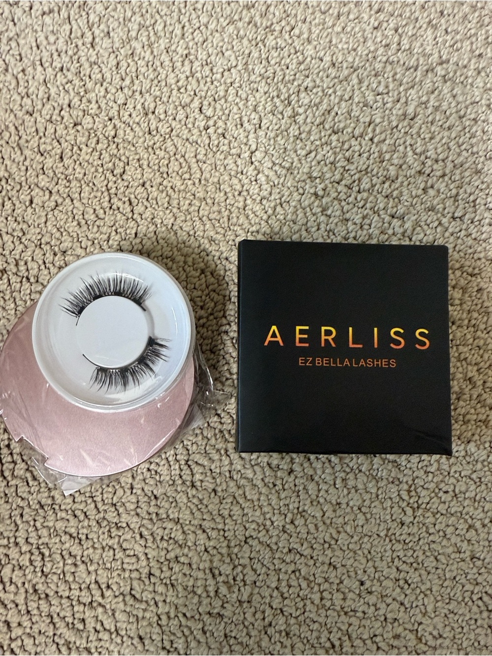 Magnetic eye lashes (3 pairs total)
